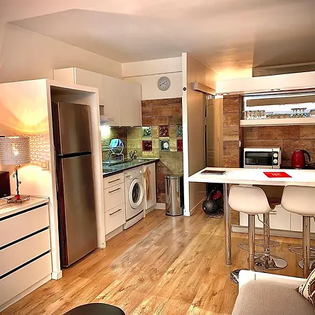 3 Etoiles Au Bord De L'eau Apartment