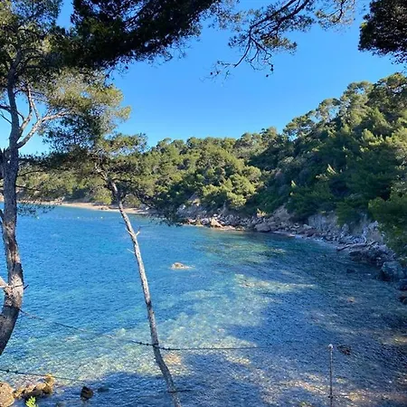 3 Etoiles Au Bord De L'eau * La Seyne-sur-Mer