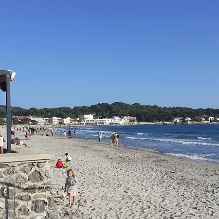 3 Etoiles Au Bord De L'eau Appartement *