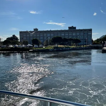 3 Etoiles Au Bord De L'eau La Seyne-sur-Mer